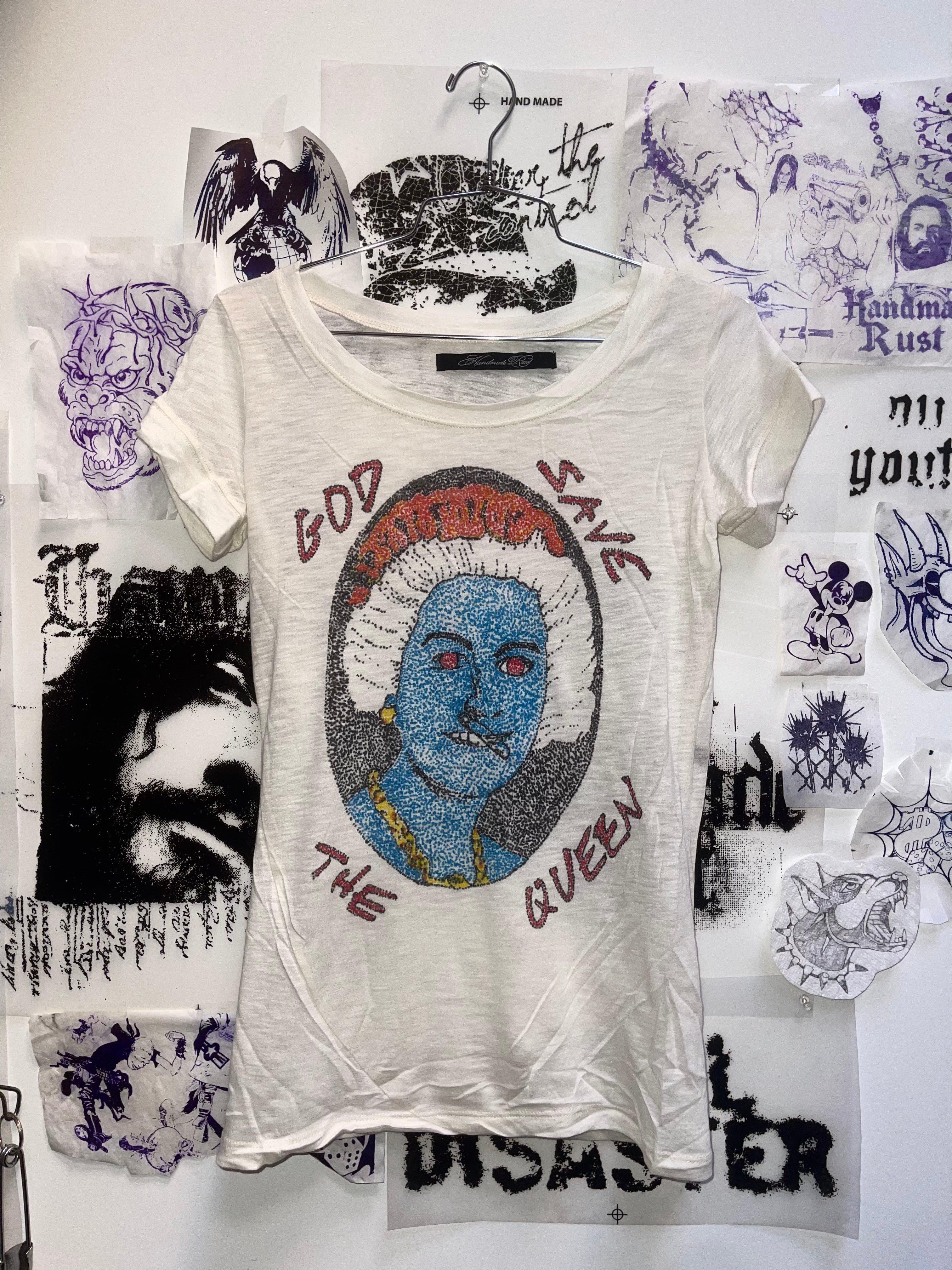 1:1 Hand Drawn SAVE THE QUEEN - VNTG WHITE TEE